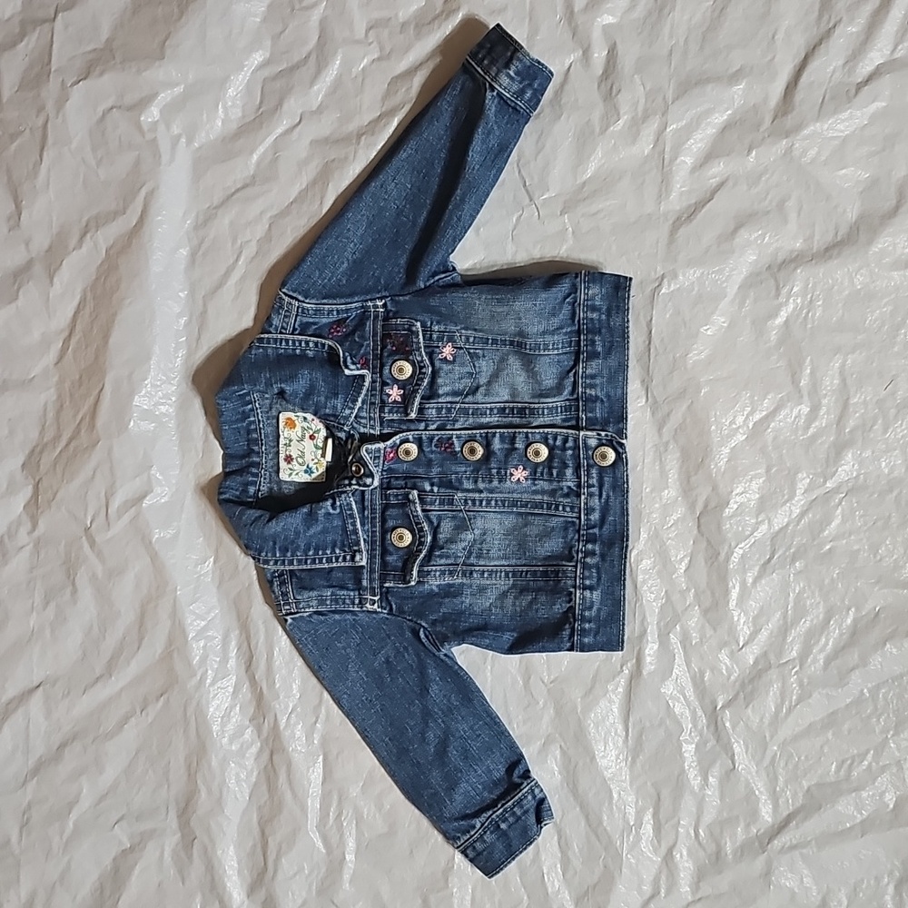 Old Navy Baby Girl Size 6-12 Months Jean Jacket with Embroidered Flowers Detail